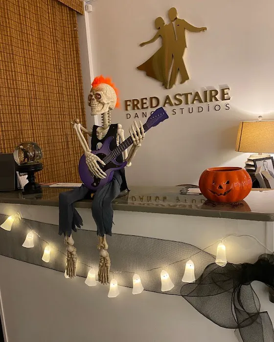 Fred Astaire Dance Studios Picture 8