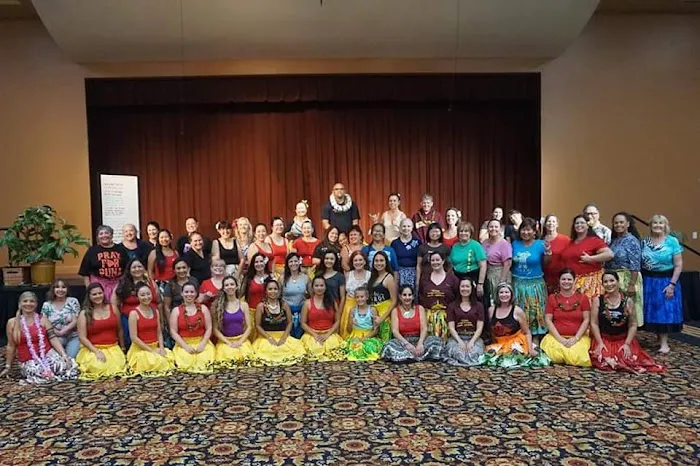 Brevard Hawaiian Dancers Picture 5