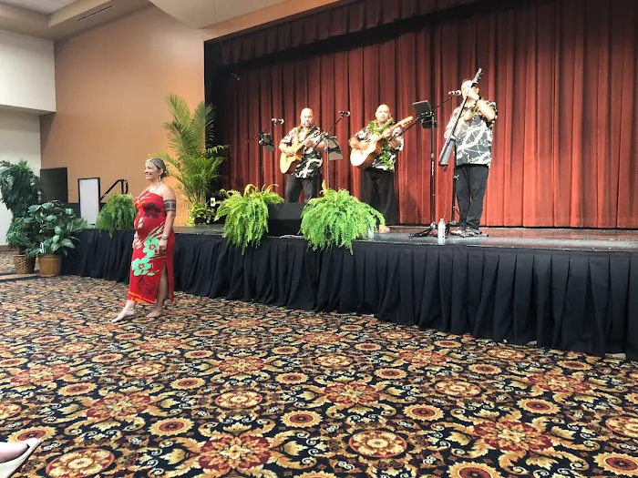 Brevard Hawaiian Dancers Picture 7