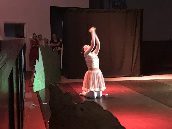 Gateway Academy of the Arts Picture 10