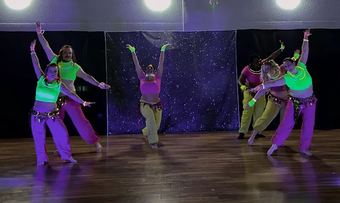 Luna Habibi Belly Dance Picture 10