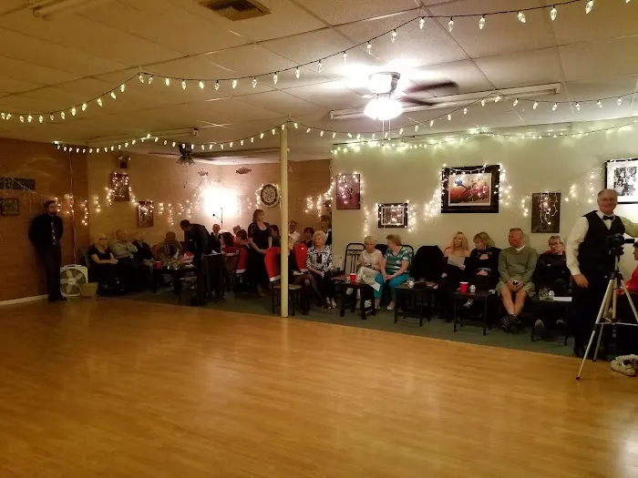 Beachside Dance Club Picture 6