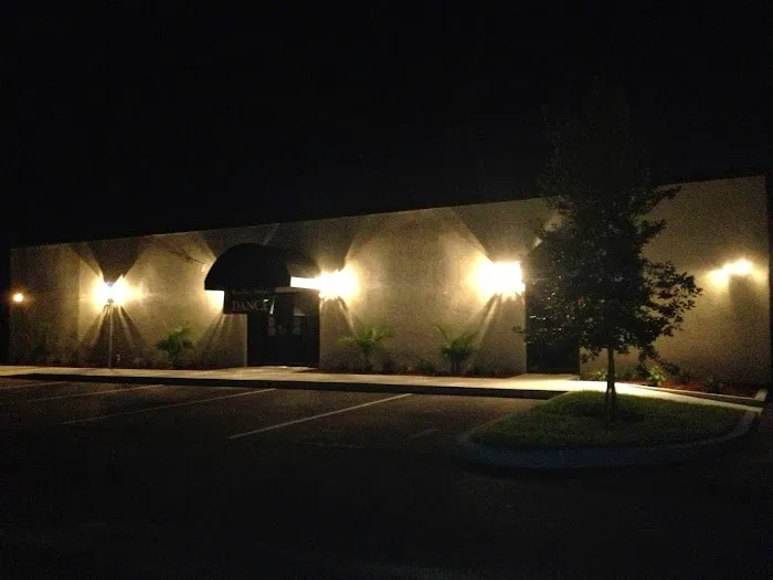 Broadway Bound Dance Centre Picture 1