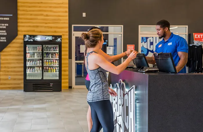 Crunch Fitness - Wickham Picture 5