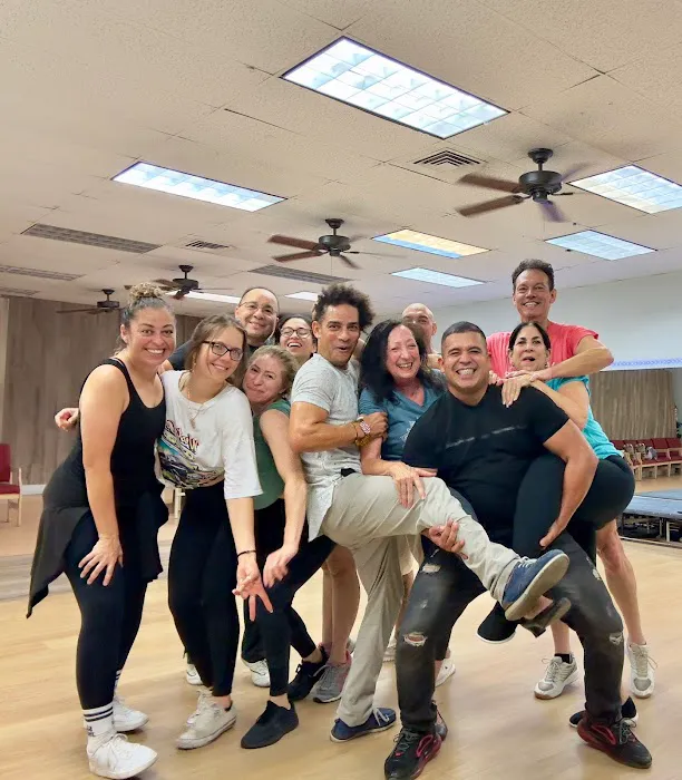 Dance Fitness & Salsa Studio Mesa Picture 3