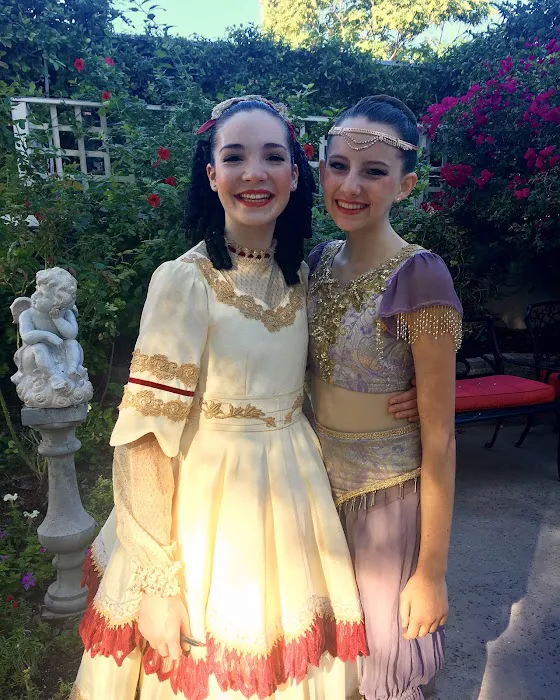 Ballet Etudes Academy Picture 5