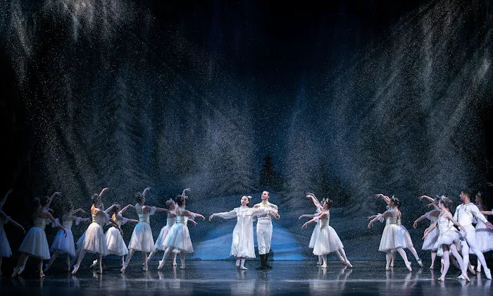 Ballet Etudes Academy Picture 10