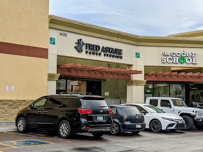 Fred Astaire Dance Studios - Gilbert Picture 1