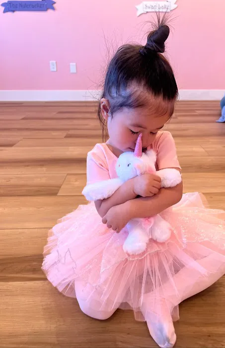 Tutu School Gilbert Picture 2