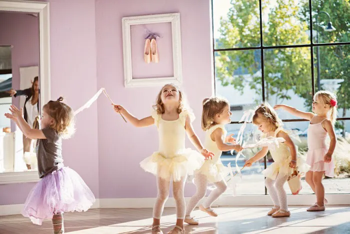 Tutu School Gilbert Picture 3