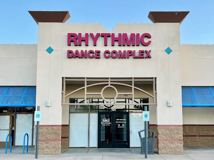 Rhythmic Dance Complex Picture 5