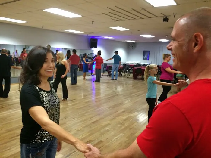 Wedding Dance Experts Picture 4