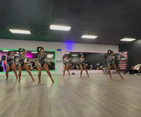Que Candela Dance Co.