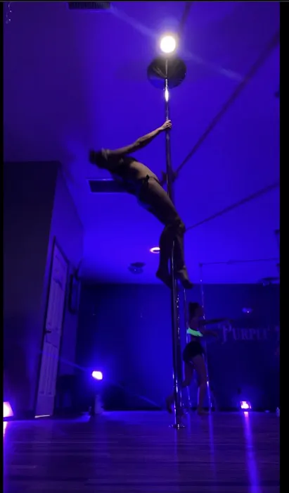 Purple Palace Pole Studio- Pole Dancing in Phoenix Picture 9