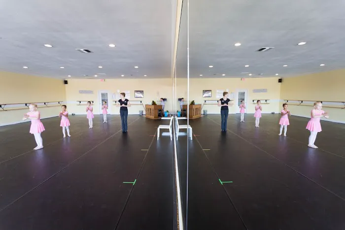 Ballet Theatre of Phoenix Picture 5