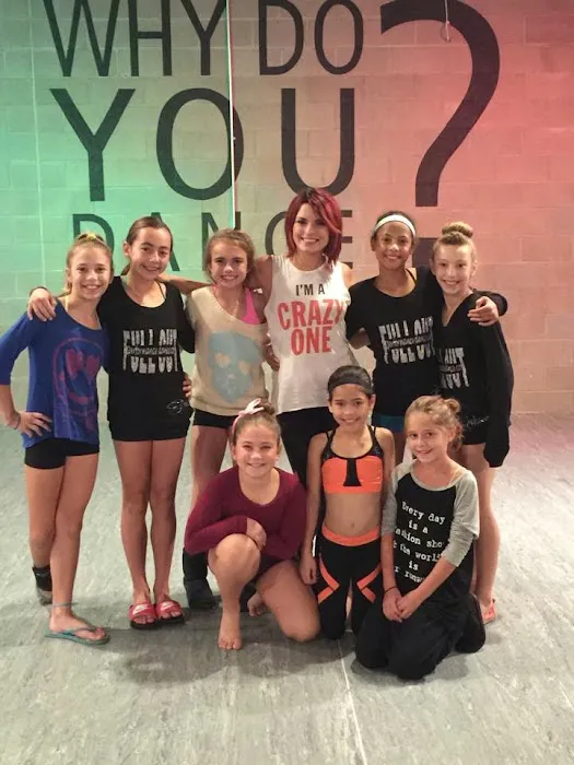 Full Out Performance Dance Company Picture 5