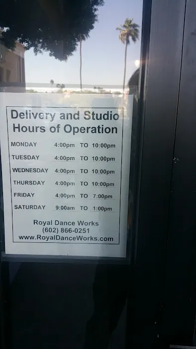 Royal Dance Works Picture 2