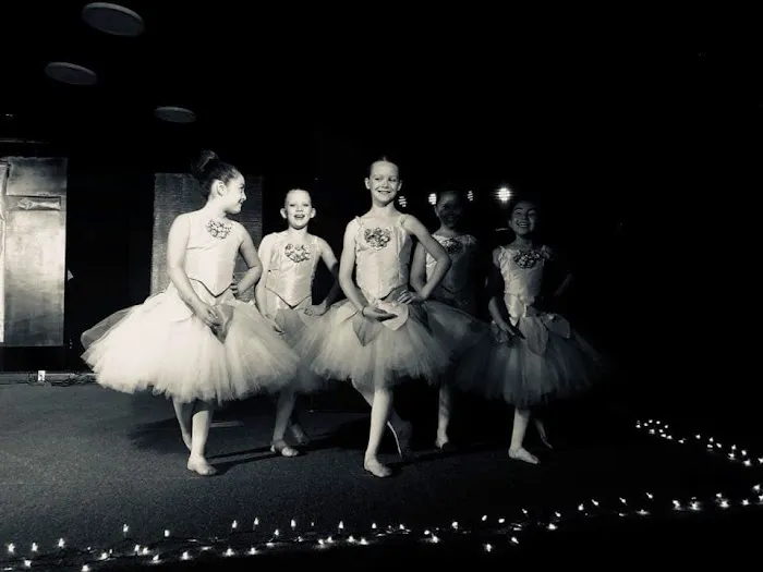 Joyful Heart Dance Picture 8