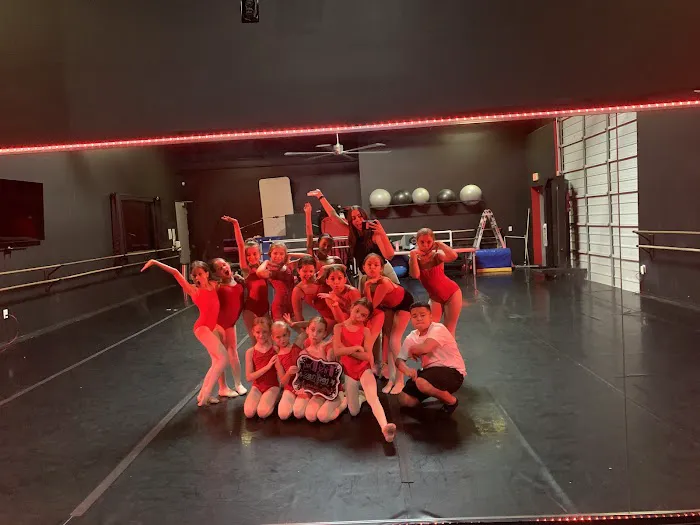 Gotta Dance Company Picture 5