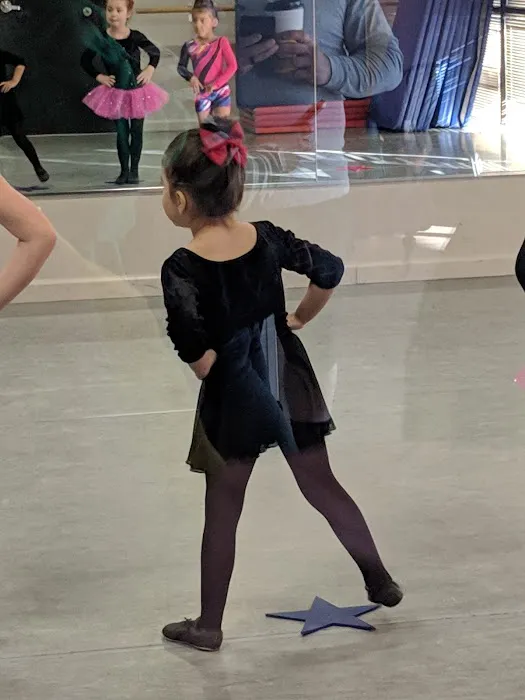 Desert West Dance Picture 3