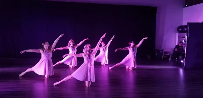 Wight Noise Dance Company Picture 4