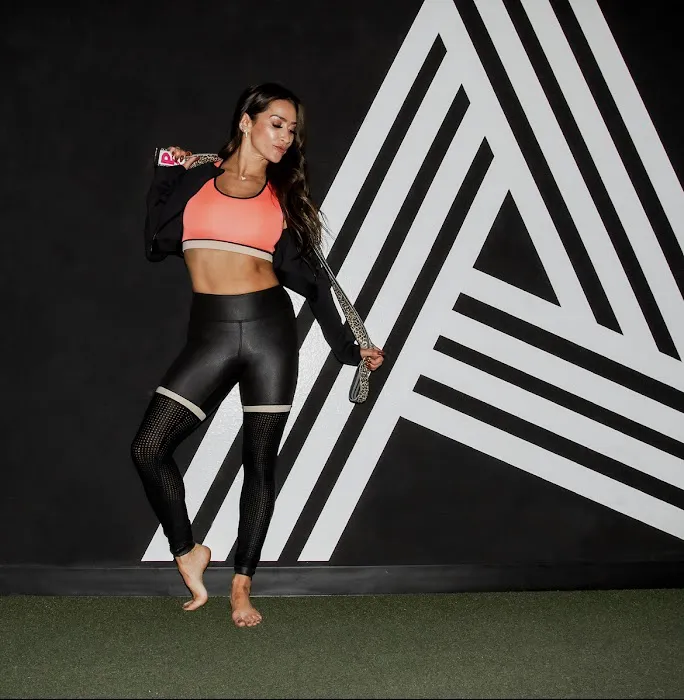LB Kass Dance Fitness - Adults Picture 5
