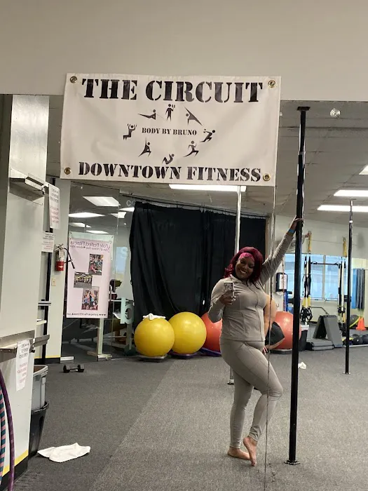 Pole Perfect Fitness New Orleans Bachelorette and Pole Dancing Parties Studio Picture 6