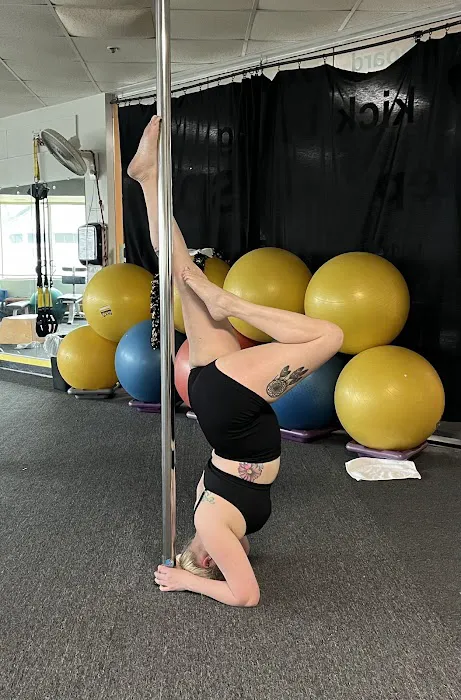 Pole Perfect Fitness New Orleans Bachelorette and Pole Dancing Parties Studio Picture 7