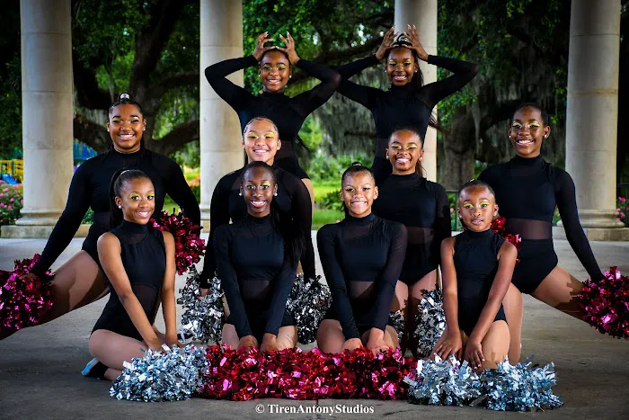 Des Select Few Dance Company, LLC Picture 2