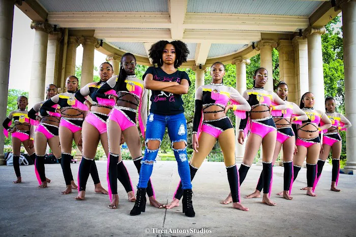 Des Select Few Dance Company, LLC Picture 3