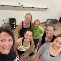 SHiNE Dance Fitness ️ With Becky ico