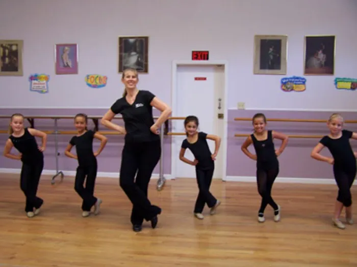 Debby Dillehay Dancers Picture 2