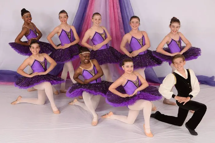 Debby Dillehay Dancers Picture 10