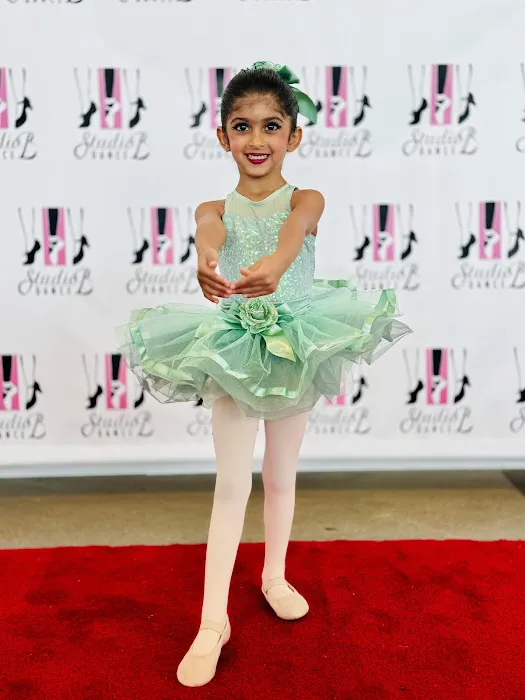 Studio B Dance Picture 1