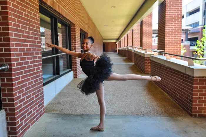 DanzHouse Picture 7