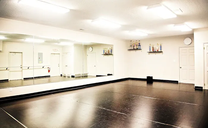 Visions Academy of Performing Arts Picture 5