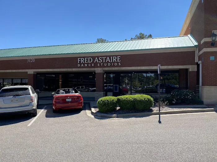 Fred Astaire Dance Studios Picture 3