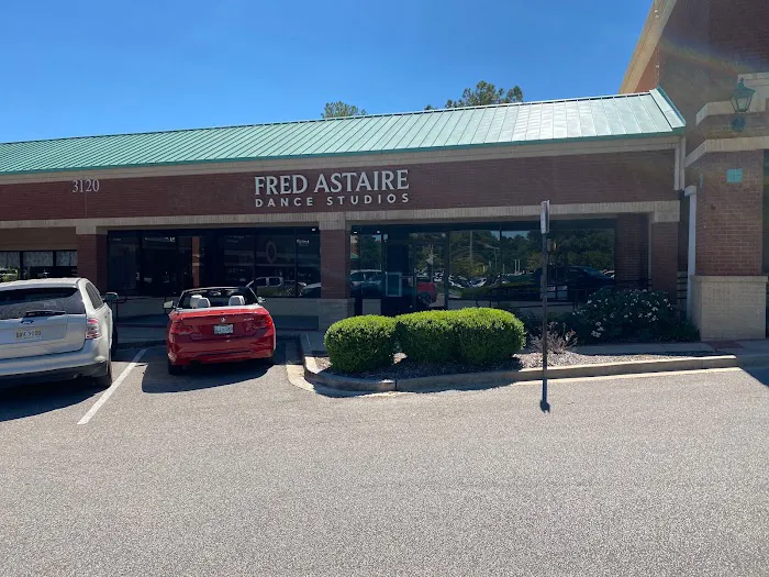 Fred Astaire Dance Studios Picture 8