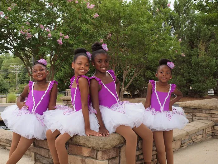 F2 Liturgical Dance Academy Picture 6