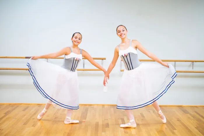 Charlotte School of Ballet Picture 4