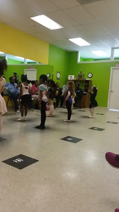 Miss Donna's School of Dancing Picture 1