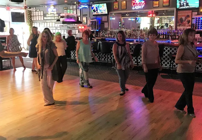 Lynn's Dance Club Picture 5