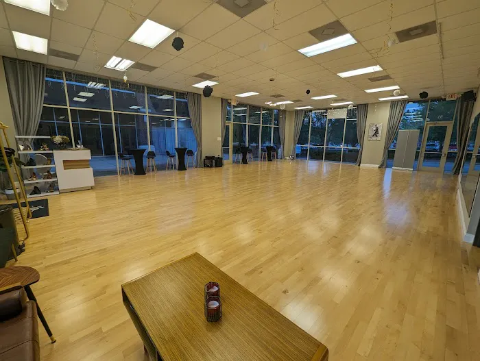 Fred Astaire Dance Studios Picture 3