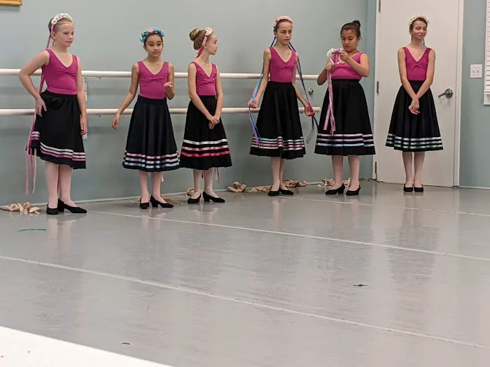 Belmont School of Ballet Picture 2