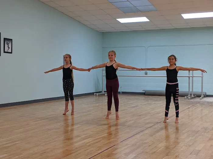 Belmont School of Ballet Picture 4