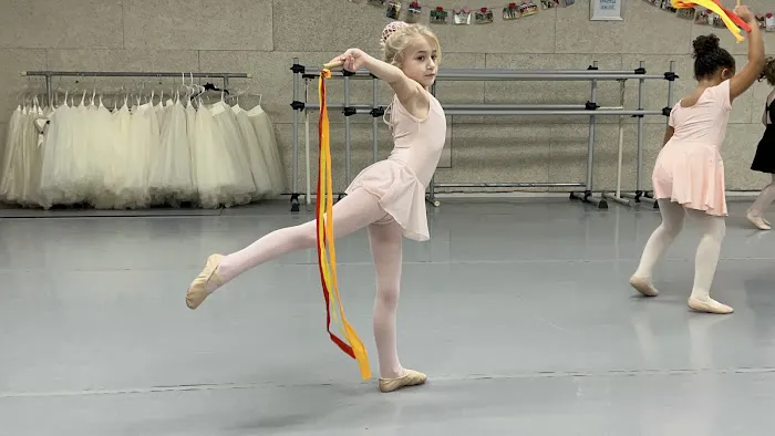 Sarah's School of Ballet Picture 4