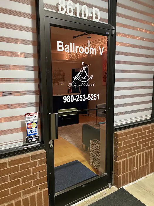 Ballroom V Picture 7