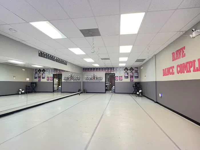 Rave Dance Complex Picture 5