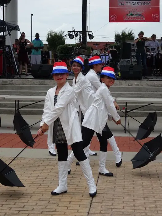 Le Croix Academy for the Performing Arts Picture 5