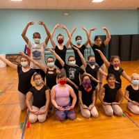 Le Croix Academy for the Performing Arts ico